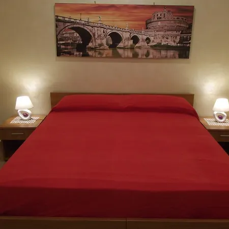 Affittacamere Holiday And Rome-fori בית הארחה רומא