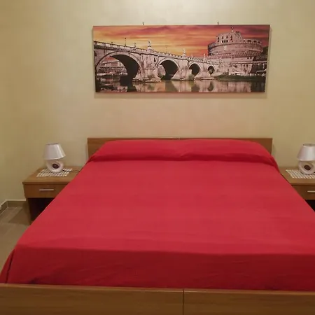 Affittacamere Holiday And Rome-fori בית הארחה רומא
